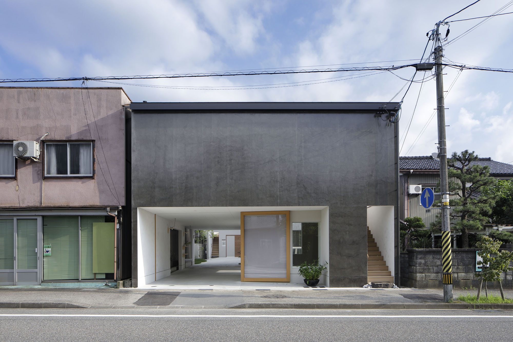 花水木ノ庭は「住居＋店舗＋賃貸住宅」の複合型住居