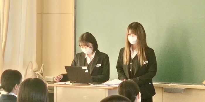 富山県立富山商業高等学校にて開催された「令和3年度PTA職業紹介講座」に社員が参加しました