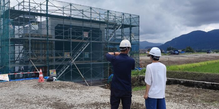 学生の会社・現場見学を実施しました