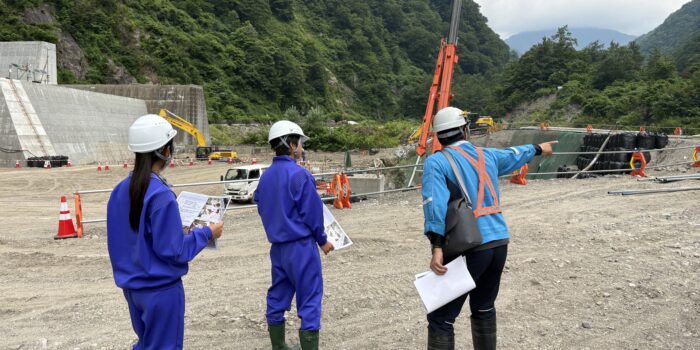 建設現場で学ぶ、14歳の挑戦(^^)/